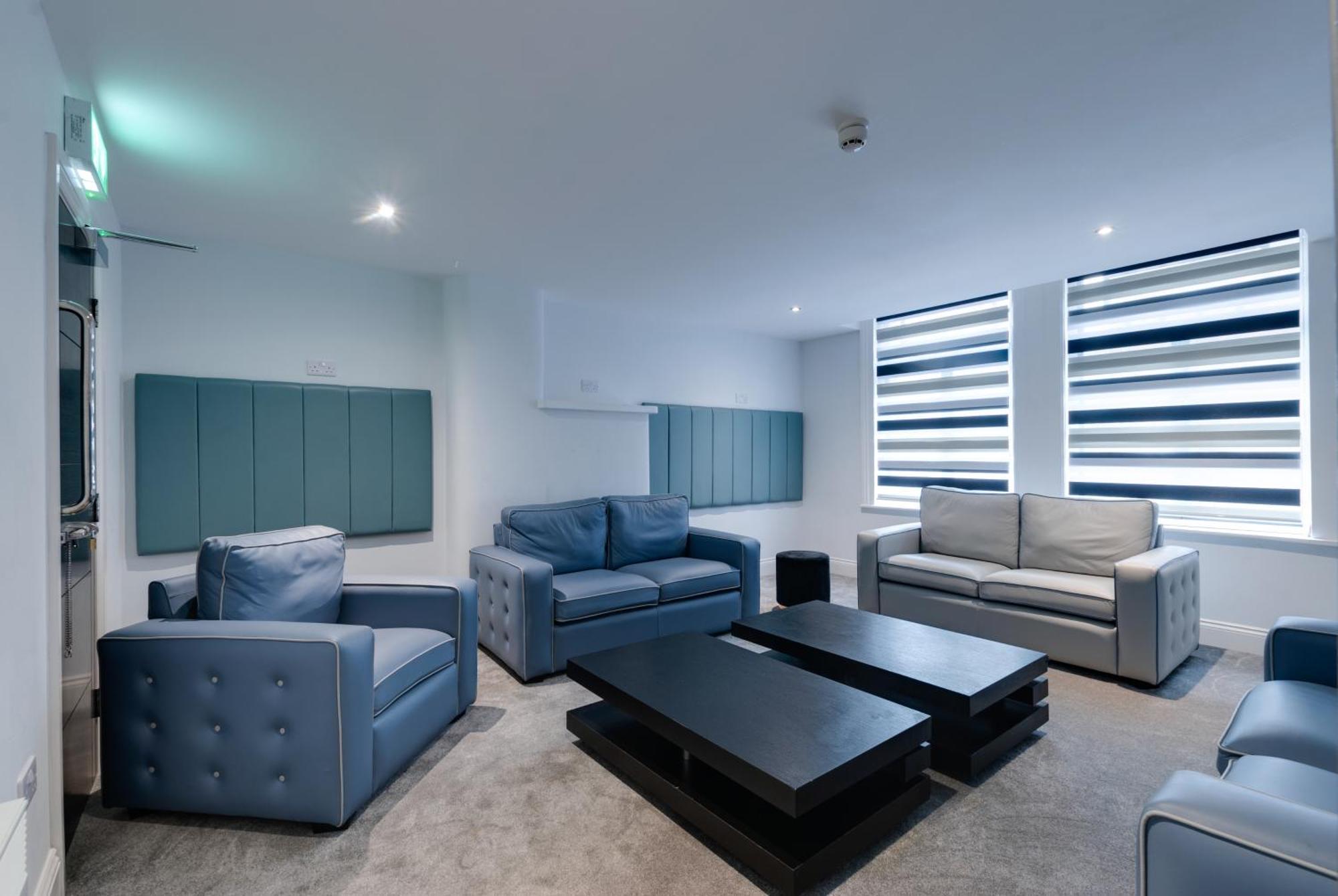 Temple Court Cavern Quarter Apartments By Happy Days Liverpool Bagian luar foto