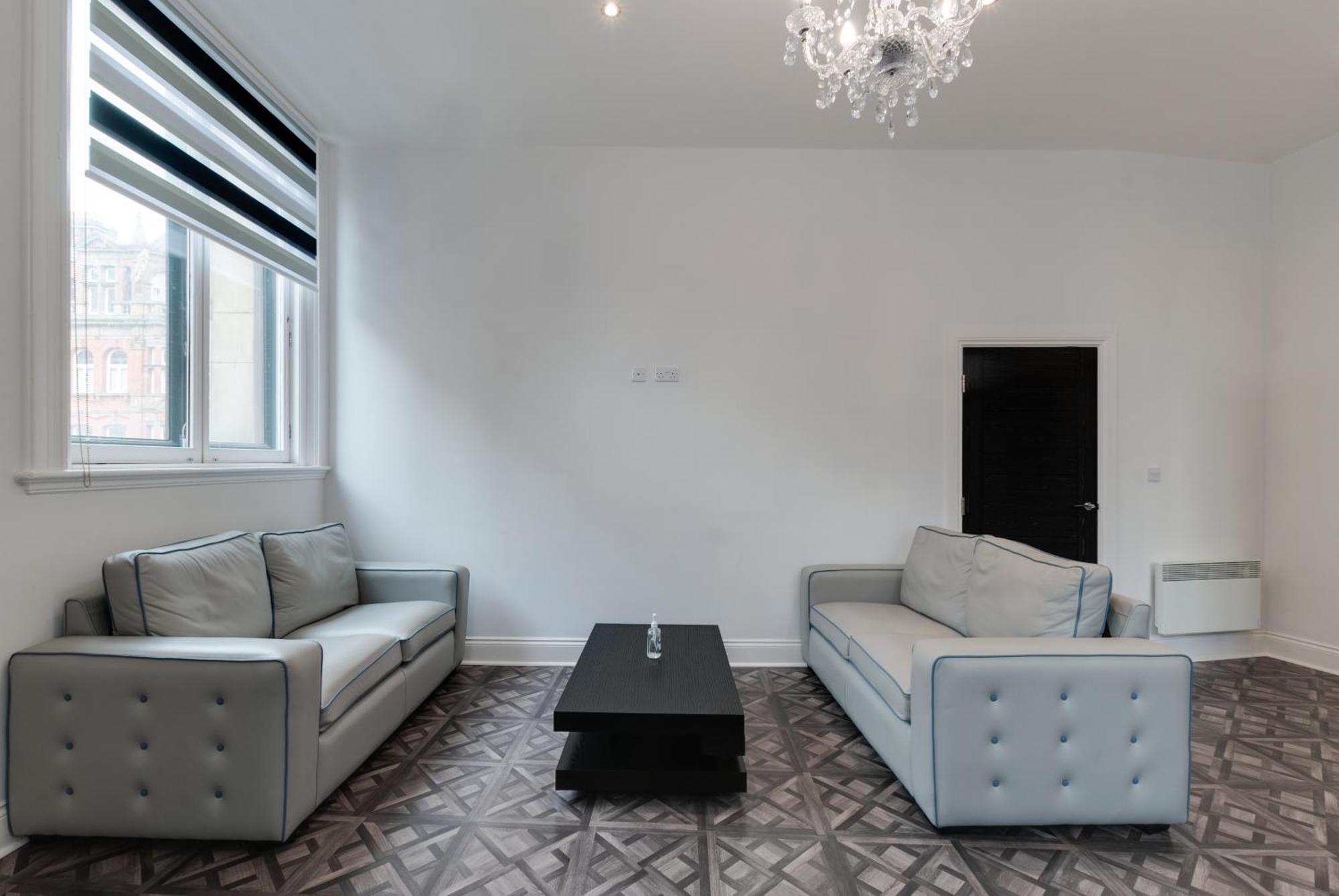 Temple Court Cavern Quarter Apartments By Happy Days Liverpool Bagian luar foto