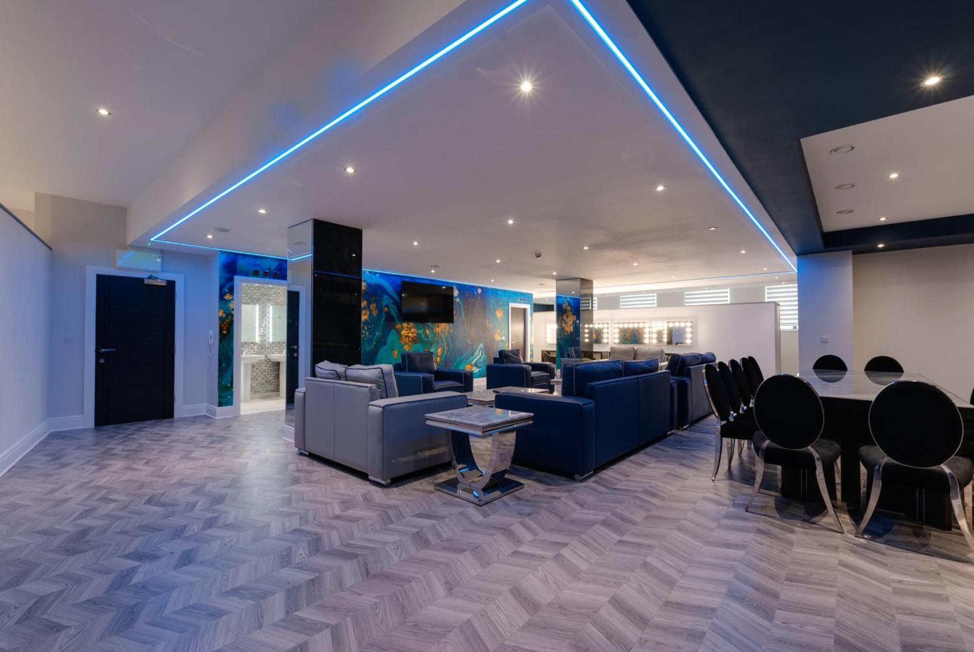 Temple Court Cavern Quarter Apartments By Happy Days Liverpool Bagian luar foto