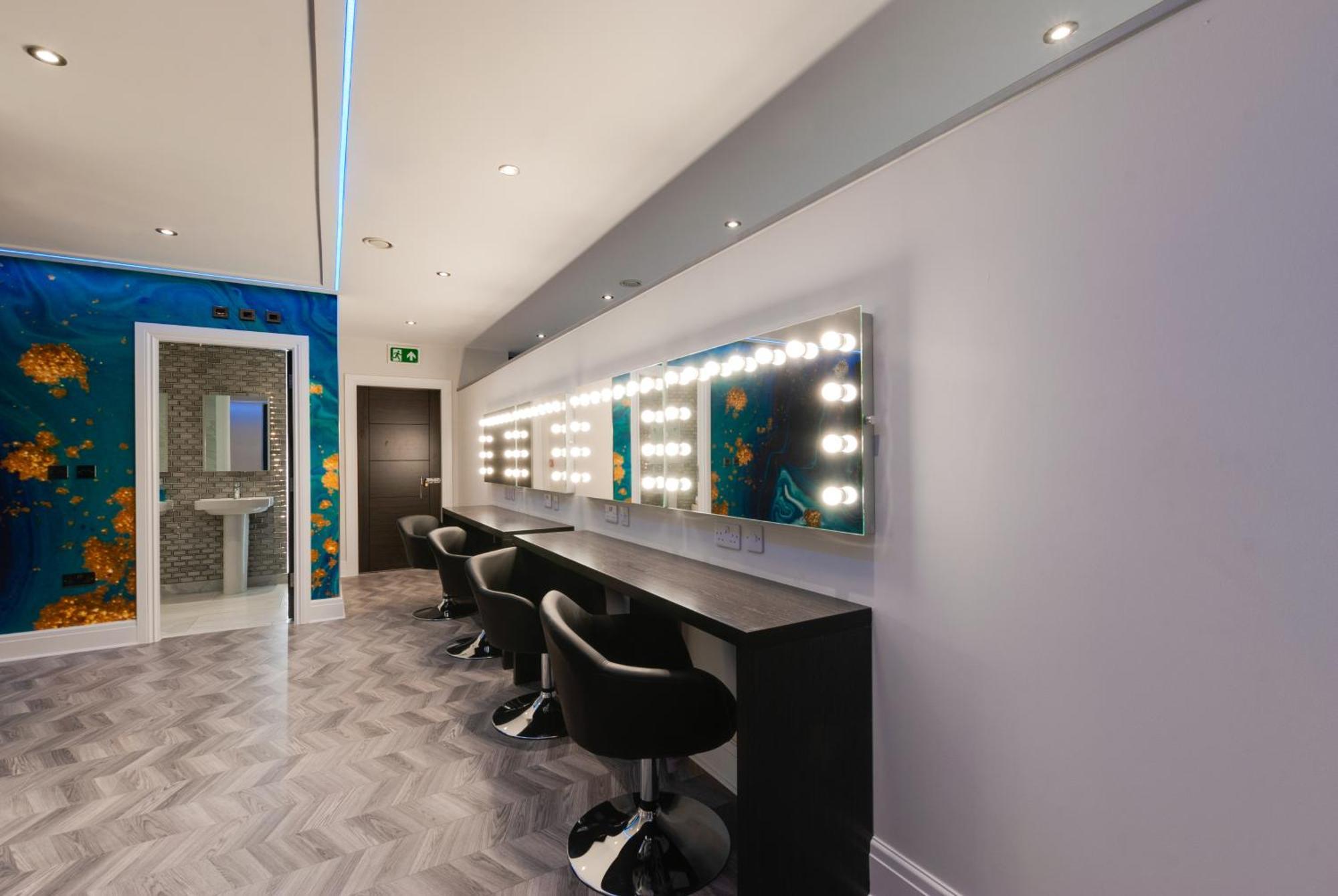 Temple Court Cavern Quarter Apartments By Happy Days Liverpool Bagian luar foto
