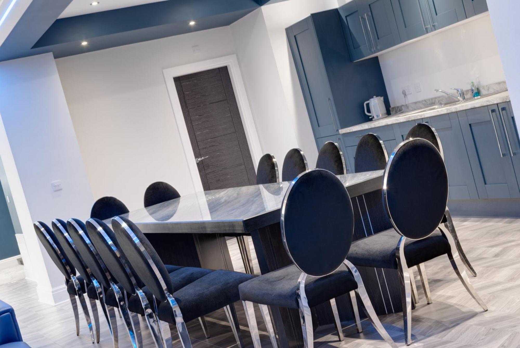 Temple Court Cavern Quarter Apartments By Happy Days Liverpool Bagian luar foto