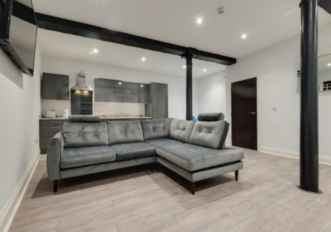 Temple Court Cavern Quarter Apartments By Happy Days Liverpool Bagian luar foto
